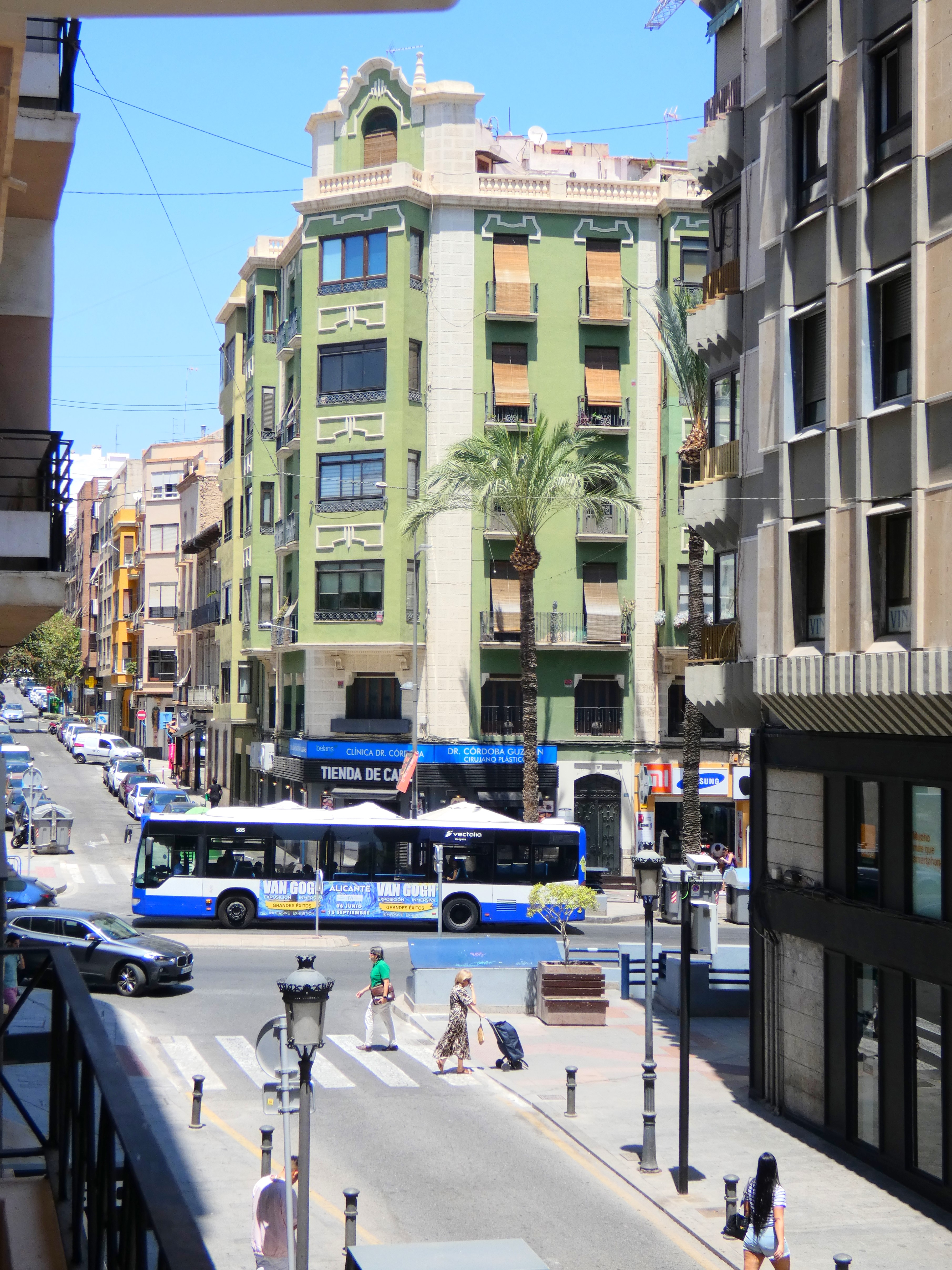 Luxurious Renovated Apartment in Central Alicante - Lyxfastighet till salu i Alicante centre, Spanien. Bild 2 av 5 som visar fastighetens bästa drag.