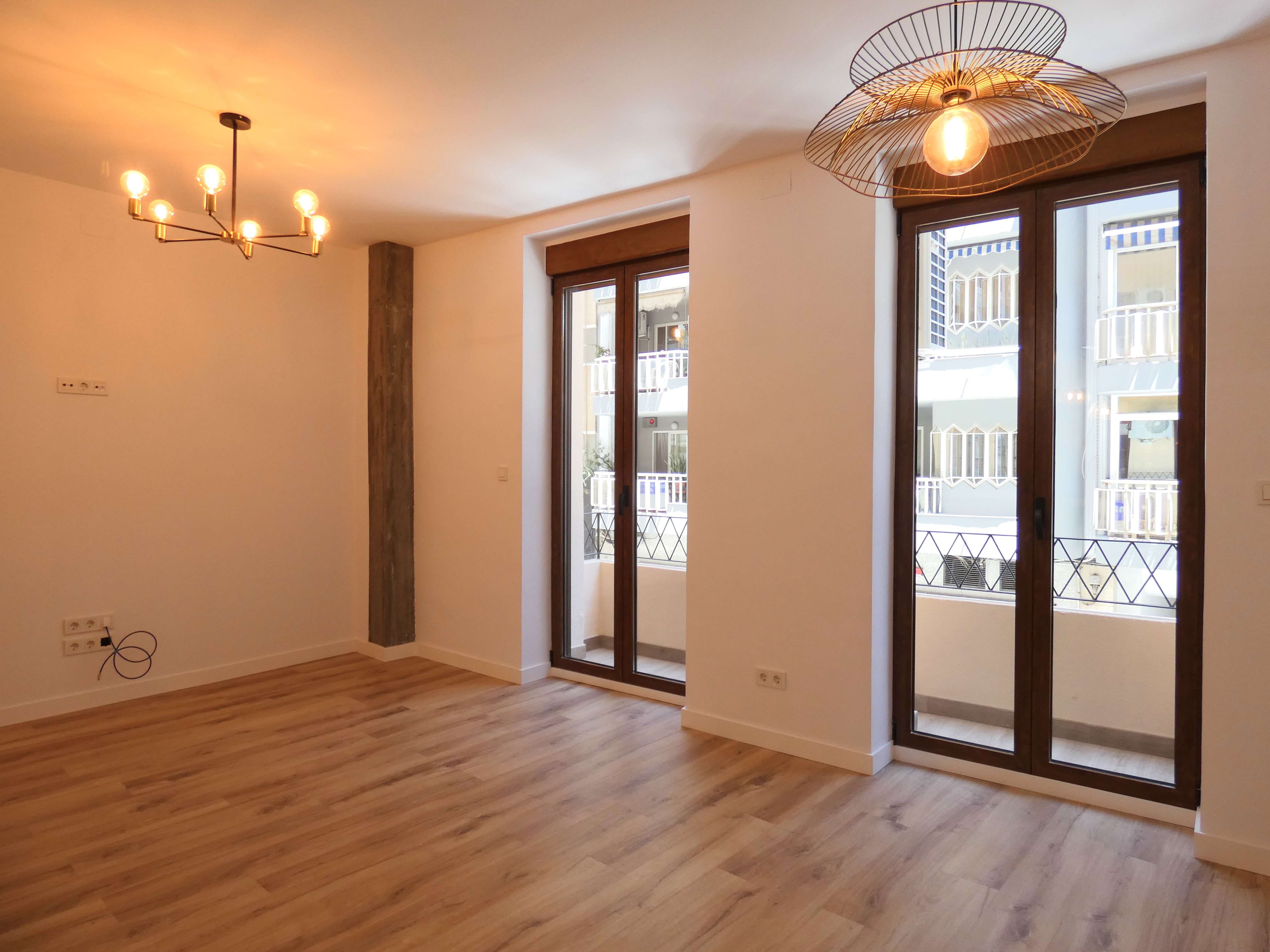 Luxurious Renovated Apartment in Central Alicante