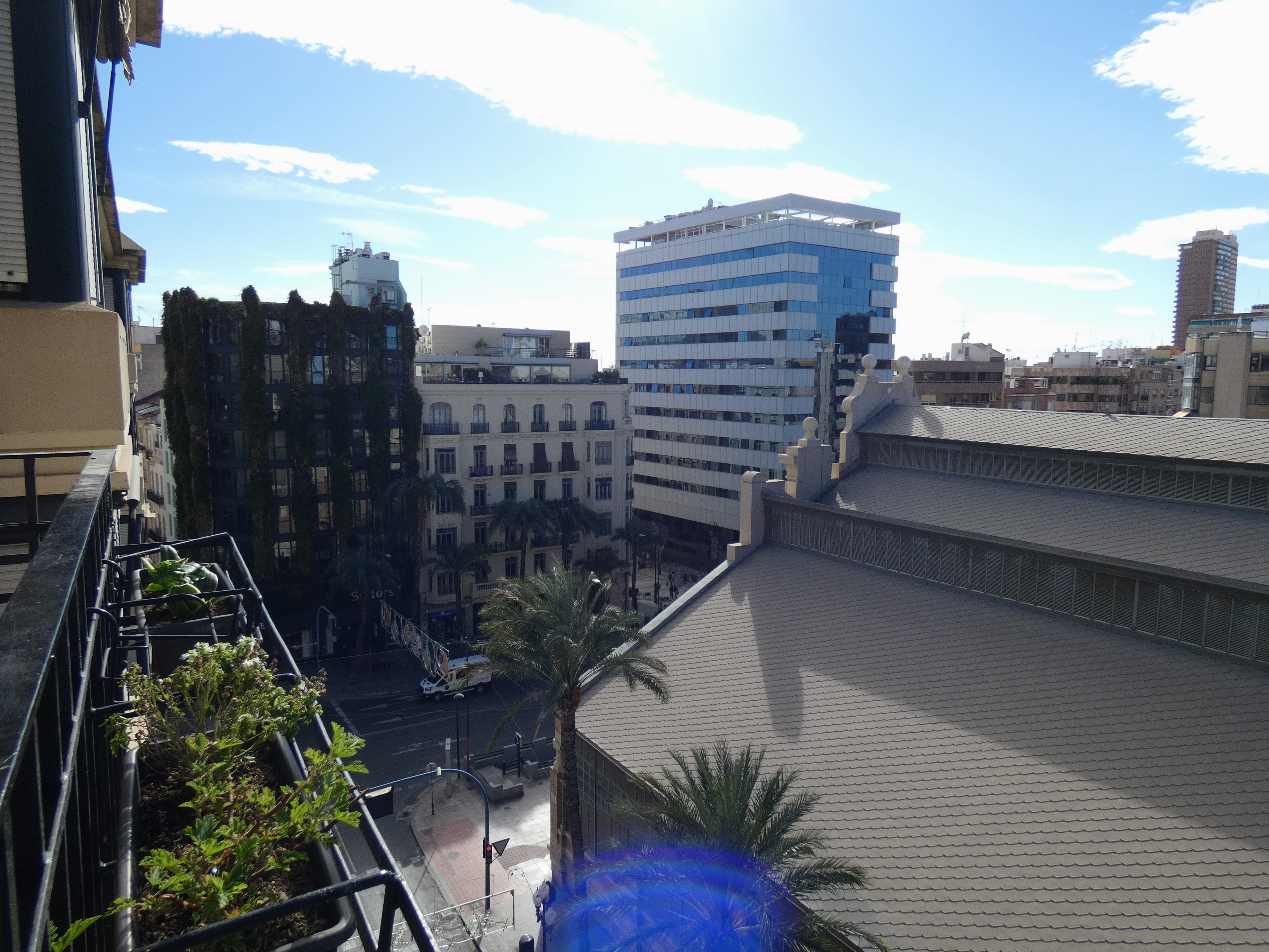 Newly Renovated Apartment in middle of Alicante