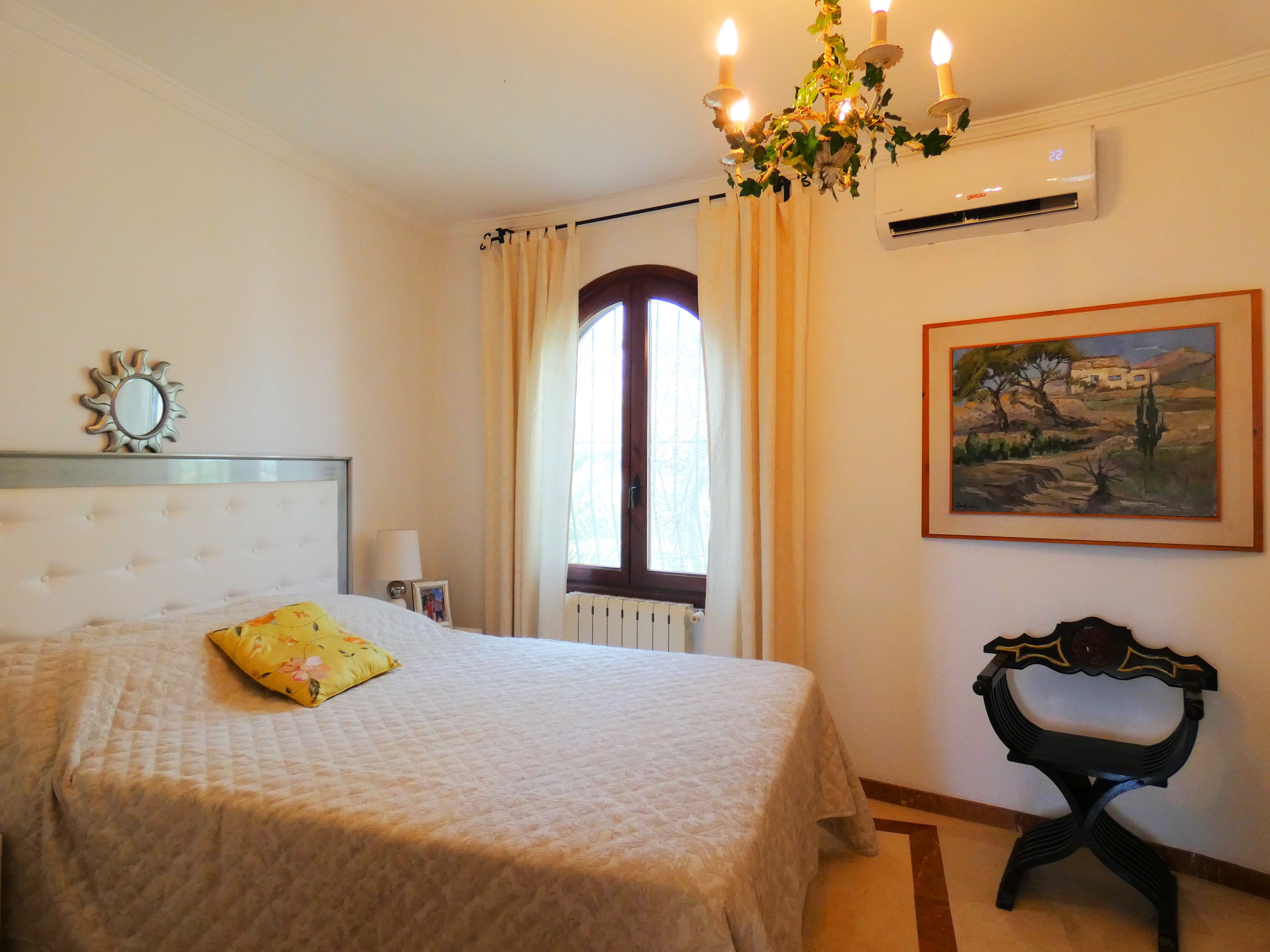 Property thumbnail 36