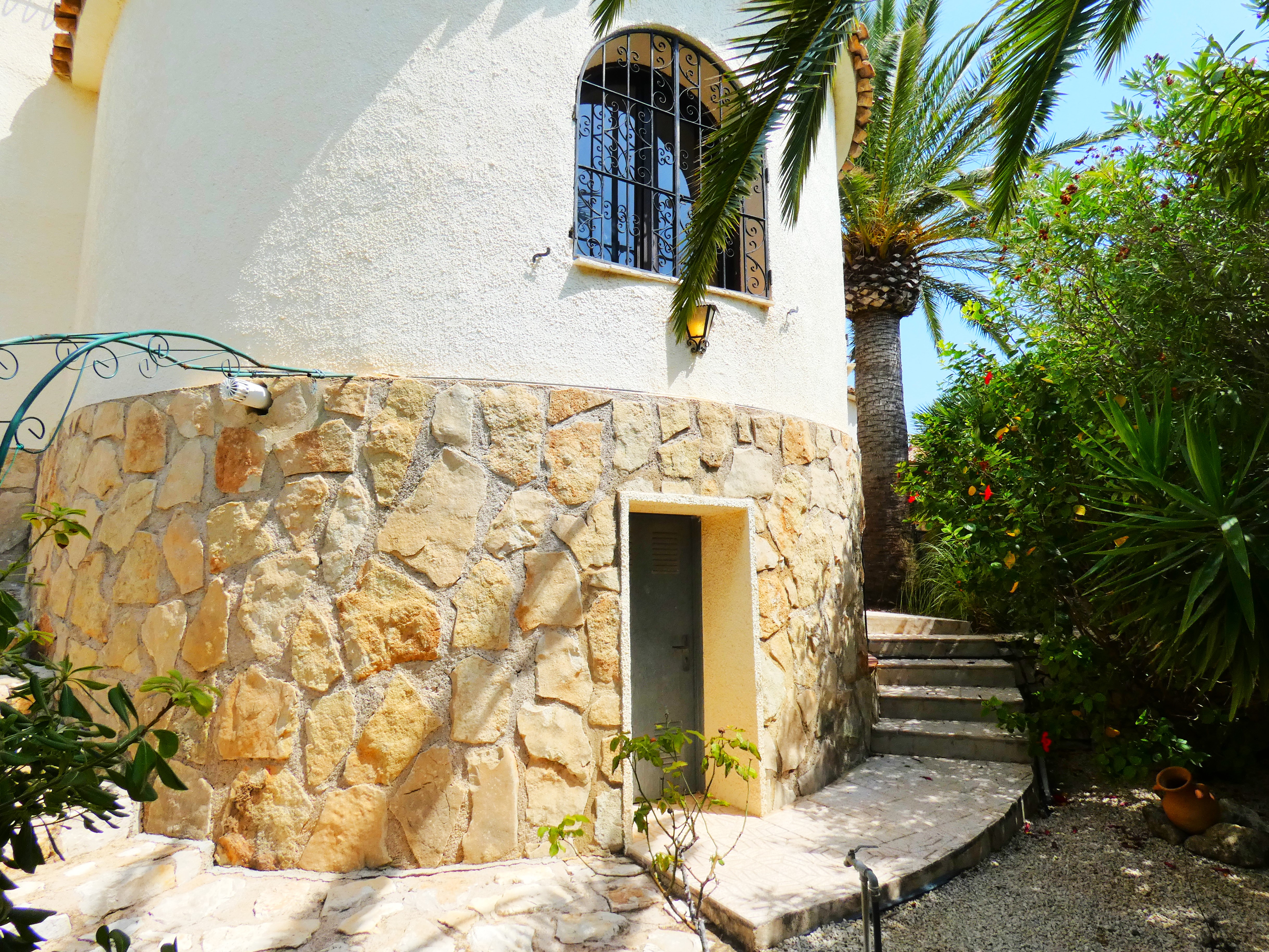 Property thumbnail 8